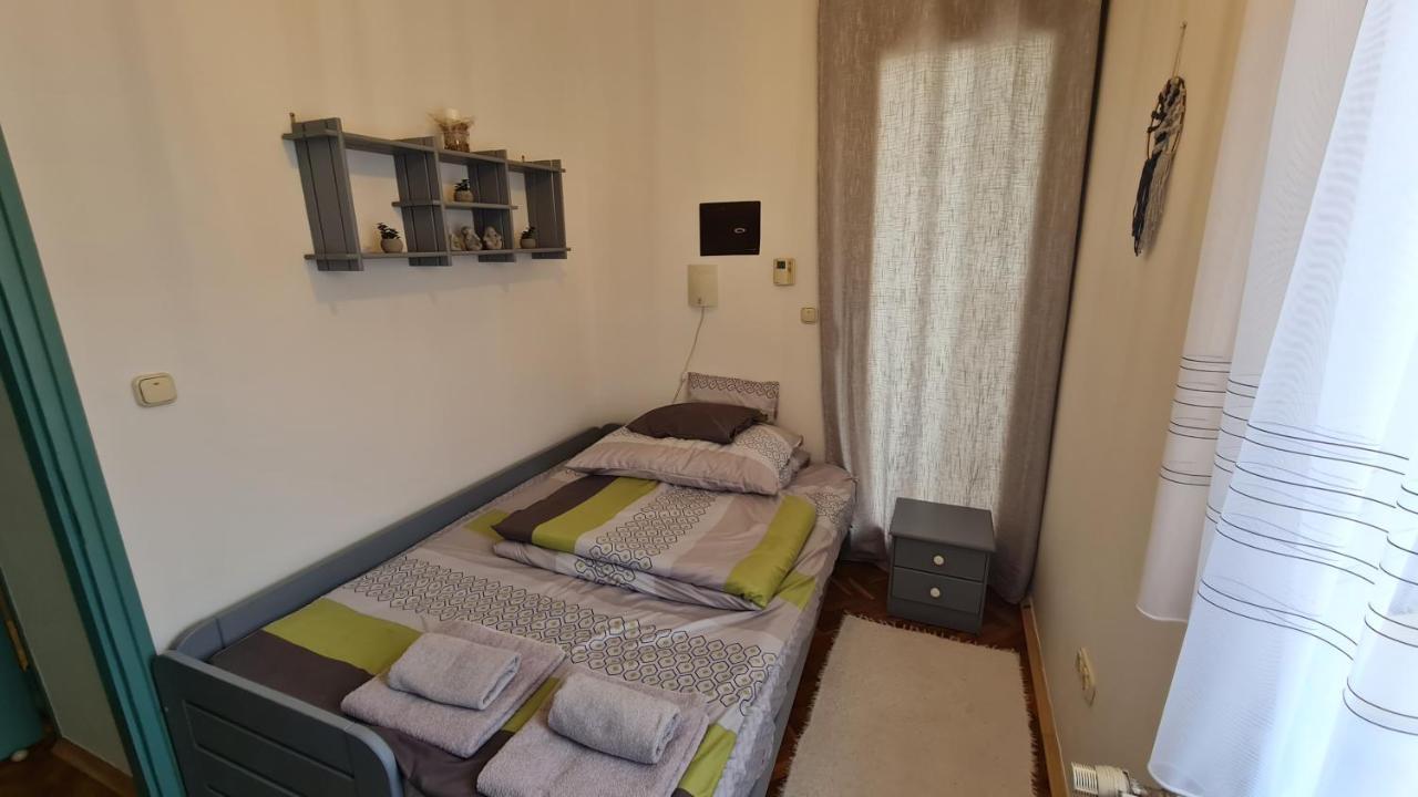 Ri-Jo Apartman Mohacs Exterior photo
